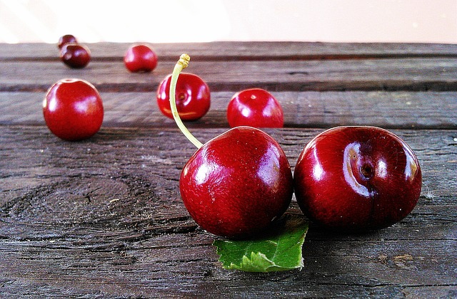 Cherries Explained: Nutrients, Health Benefits & How To Prepare